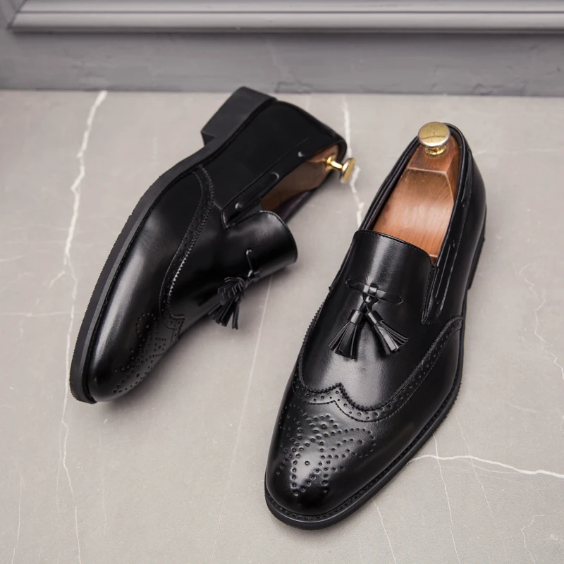 Tassel Carving Loafer Shoes Men Slip on Driving Moccasins Mens Comfortable Leather Shoes Men Wedding Shoes Fashion  Casual Shoes 5
