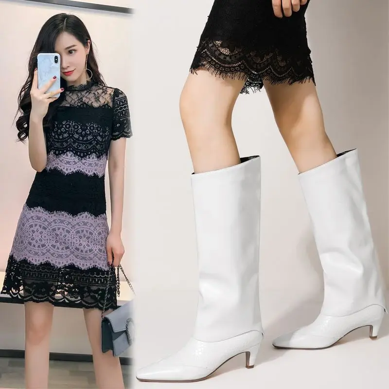 

Square Toe Chunky Low Heel Knee Boots Loose Silp On Trouser Botas Stone Pattern Botines Patent-Leather Plus Size Women Shoes