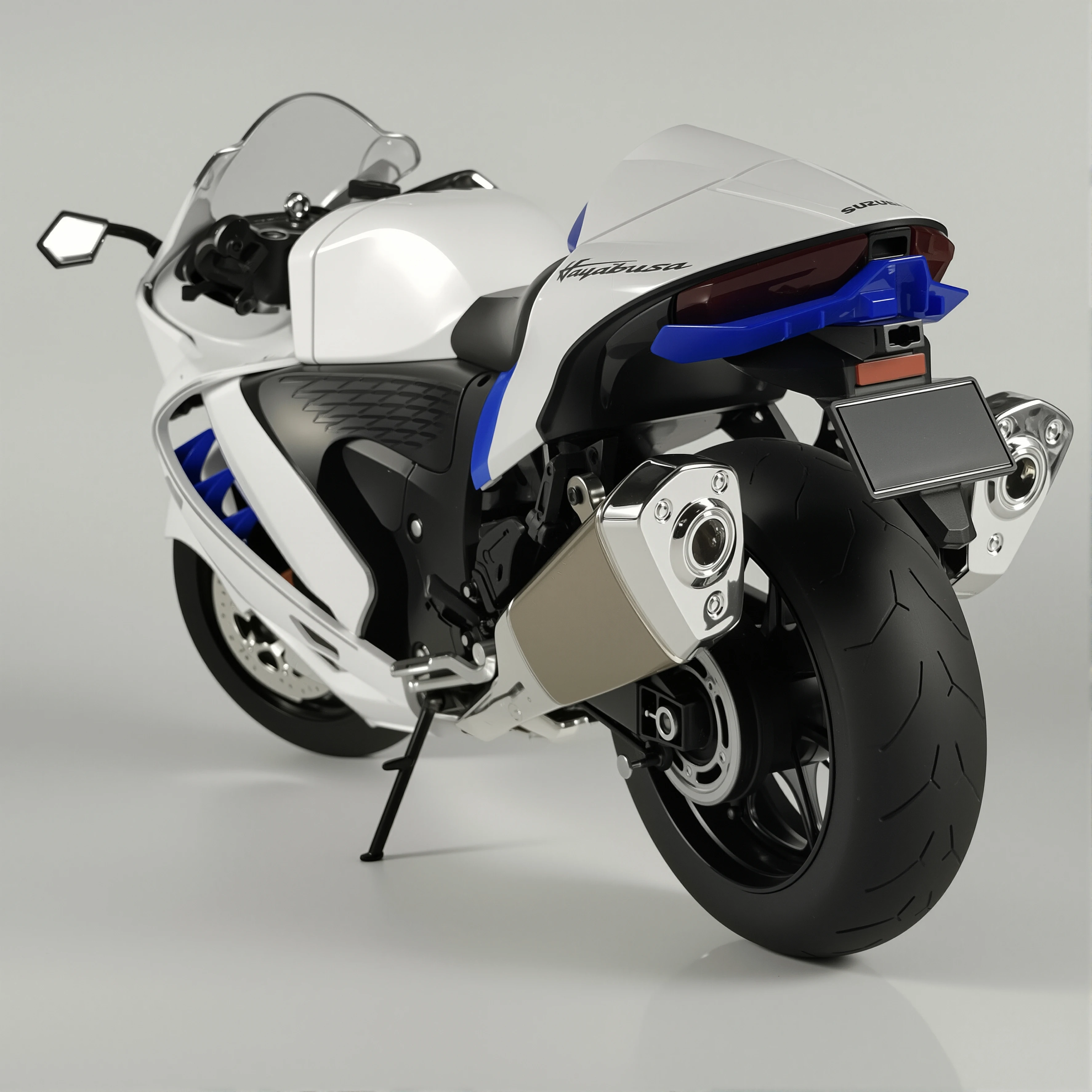 1:6 スズキ隼合金スプレー電動バイクおもちゃモデル高シミュレーション