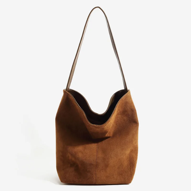thumbnail image 1 of Bolso de mano de gran capacidad 2024, nuevo bolso de mujer de cuero mate de alta calidad, bolso tipo cubo para el agua, bolso de mano, bolso de hombro versátil para viajeros, 1 of 5