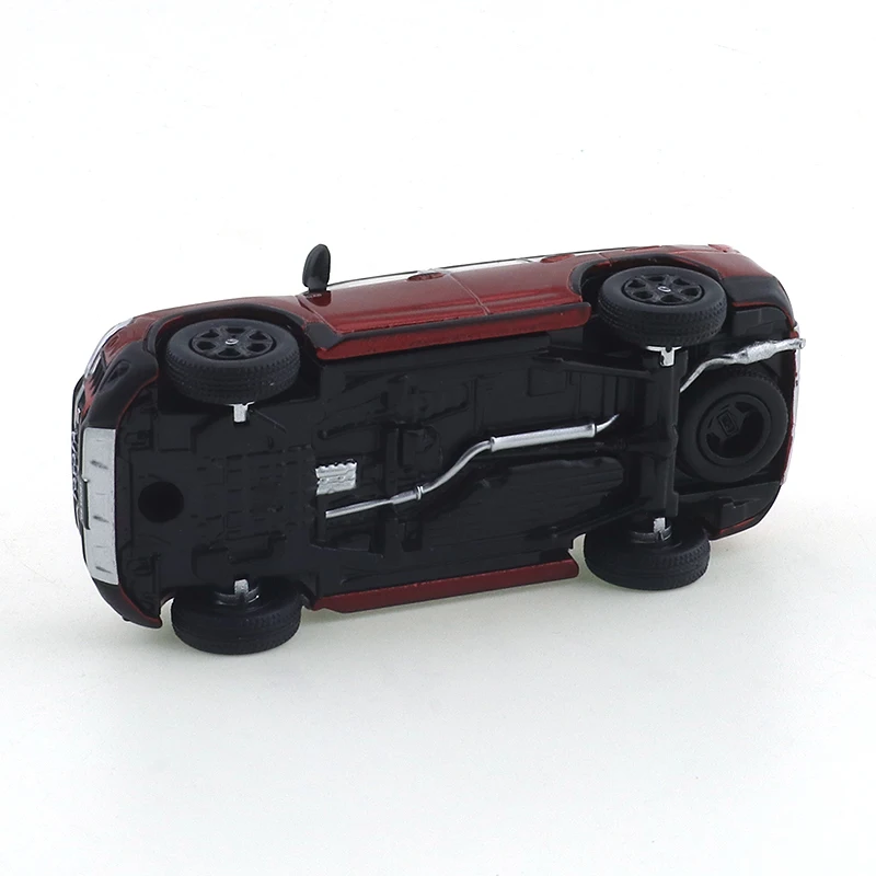 Toyota Land Cruiser LC200 2016 Vert – Modèle Réduit 1/64 MASDI, état Occasion