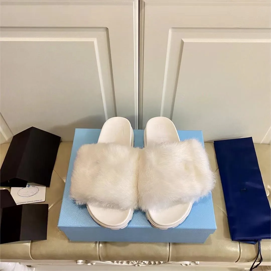 2023 New Wool Mop Flat-bottomed Slippers Summer Super Versatile Warm Bottom Women Shoes Big Size 35-42