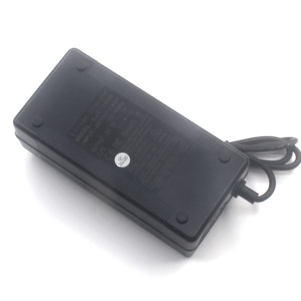 6S 25.2V 7A 리튬 배터리 충전기 21.6V 22.2V 6 시리즈 리튬 이온 배터리 팩 충전기 EU/US/UK/AU 플러그