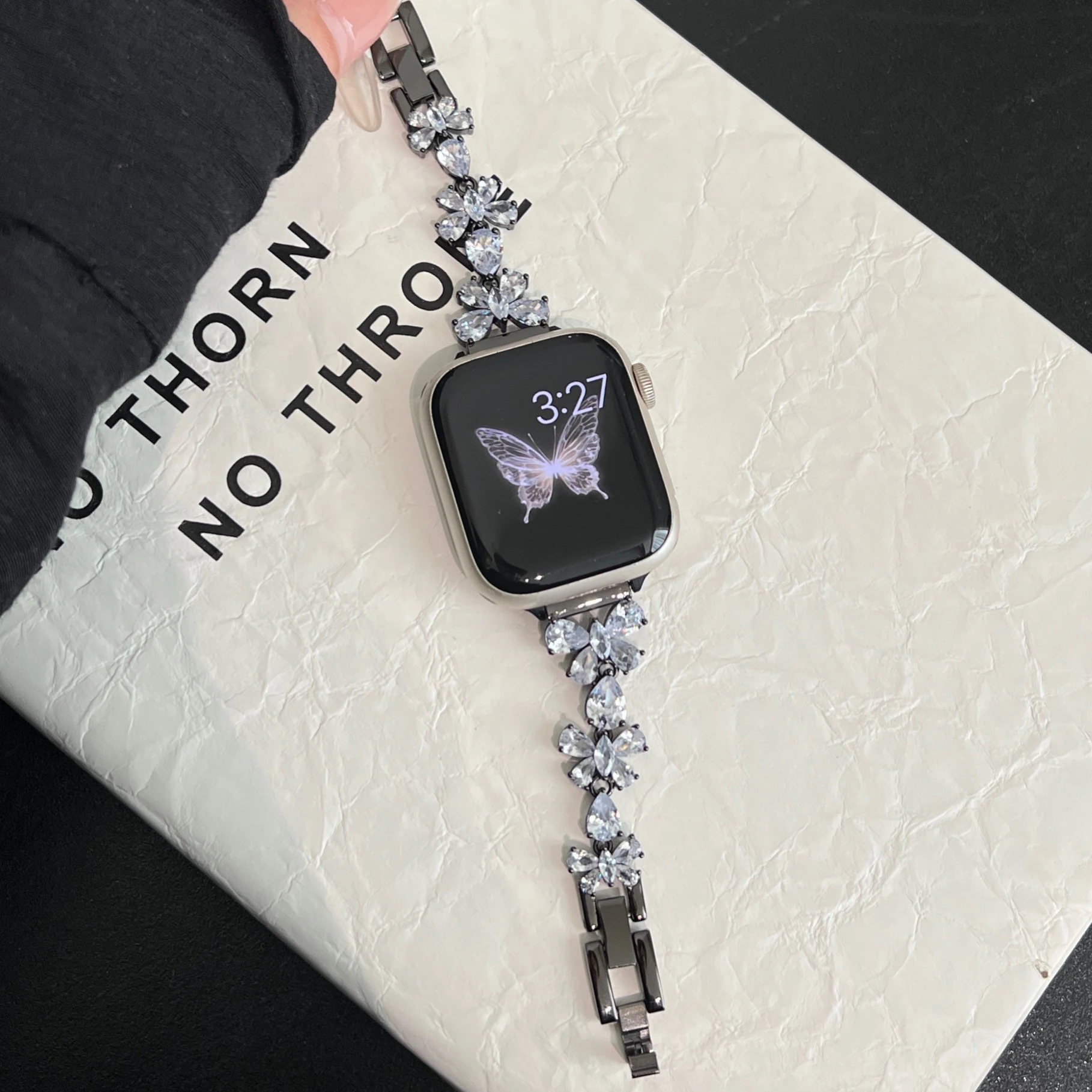 Luxuriöses Schmetterlings-Zirkonarmband für Apple Watch S10 46 mm 42 mm 45 mm 987 44 mm 41 mm, modisches Damen-Kupfer-Kettenarmband für IWatch 41 – Detail 11