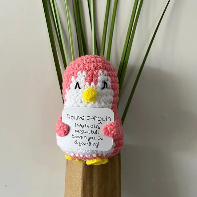 Pinguino Lavorato A Maglia Positivo | Bambola Di Lana Con Messaggi Incoraggianti | Regalo Compleanno E Decorazione Festa | 6 Cm - Foto 11
