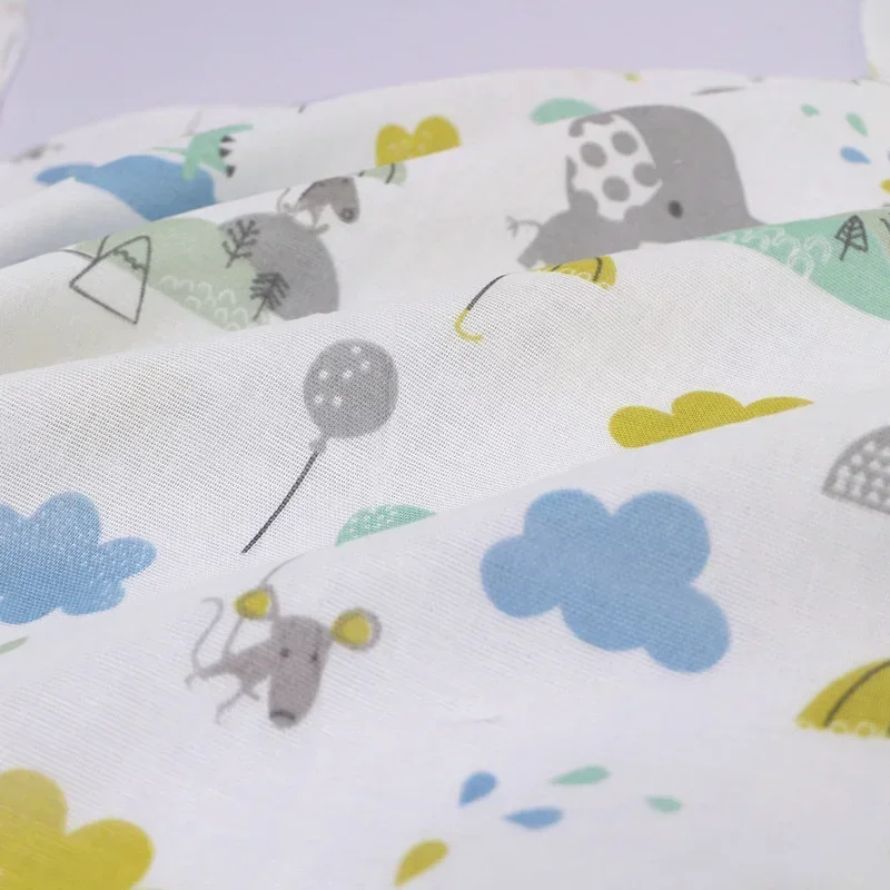 1Pcs 30*30cm Baby Bath Cotton Baby of Pure Cotton Gauze Soft Cartoon Pattern Bath Feeding Saliva Towel
