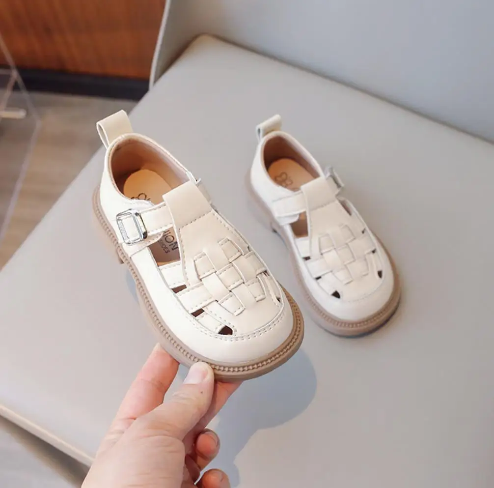 

Children Hollow Leather Shoes 2024 Spring Summer Girls Breathable Soft-soled Shallow Wedding Loafers Shoe Toddler Flats Sandlas