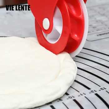 Pizza & Pastry Cutter Wheel – Plastic Roller for Pie Crusts, Pastries & Pizza 1