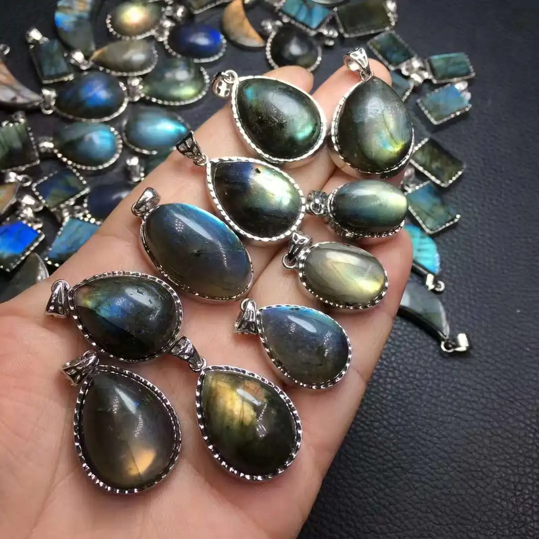 

1Pcs Rainbow Labradorite Pendants Crystal Gemstone Necklace Flash Semi-Precious Stone For Jewelry Making Girlfriend Wife Gifts