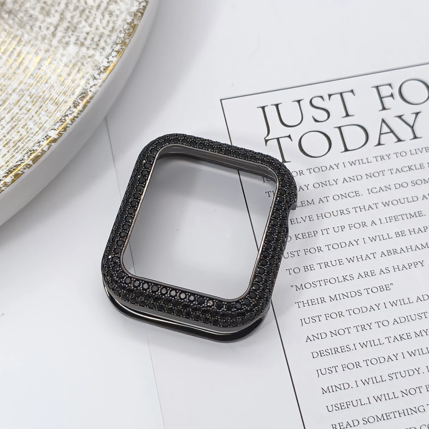 Luxury Zircon Bracelet with Fashionable Copper Metal Strap