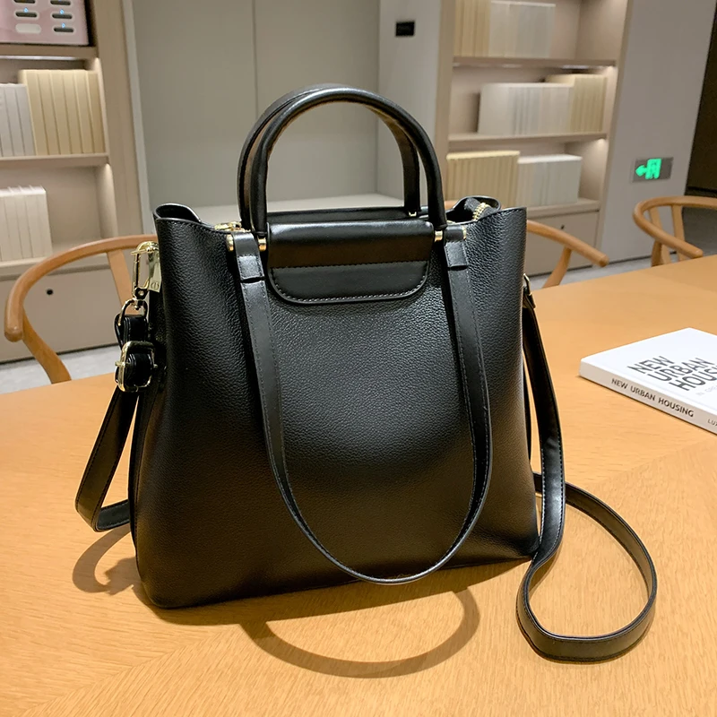 thumbnail image 1 of Bolso de mano de lujo para mujer, de gran capacidad, moderno, tipo mensajero, de piel suave, sencillo, de diseñador, con asa cruzada, 1 of 5