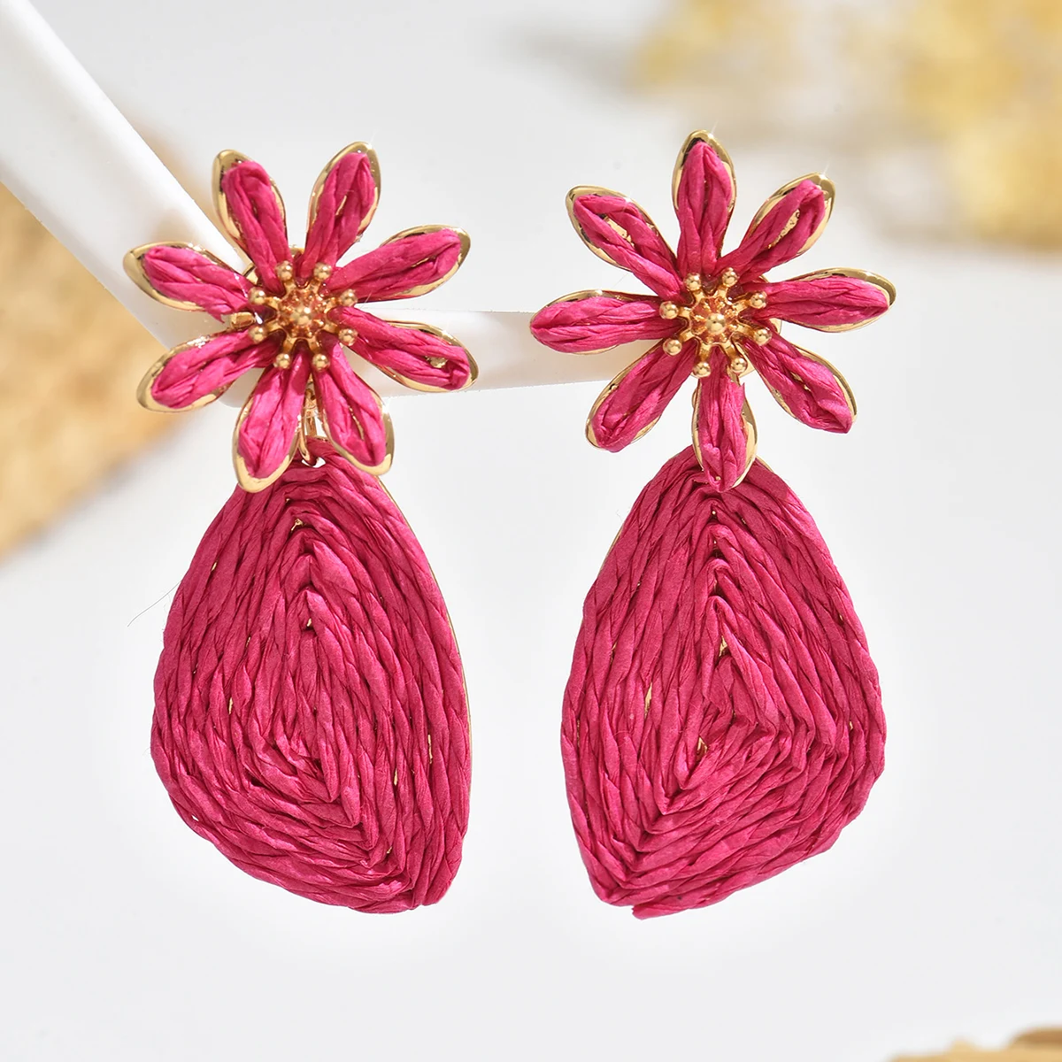 Bohemian Stylish Daisy Flower Geometric Raffia Rattan Knit Earrings for Women Summer Beach Elegant Earrings Handmade Jewelry