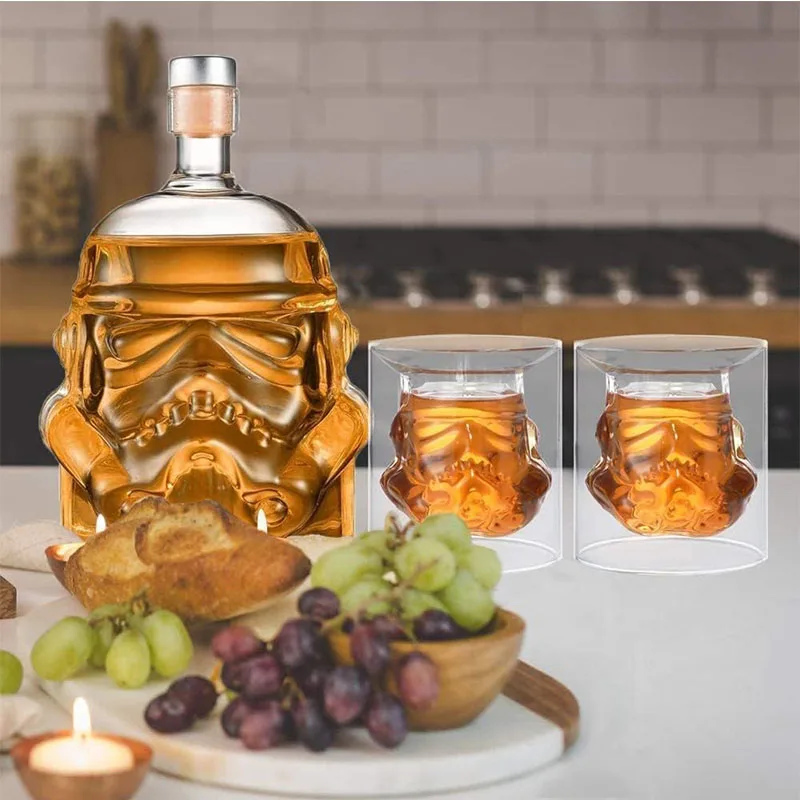 Whiskey Decanter Set 650ml Creative Storm Trooper Decanter White Soldier Glass Jug Liquor Bottle Whiskey Wine Brandy Scotch Bourbon Vodka Decanter