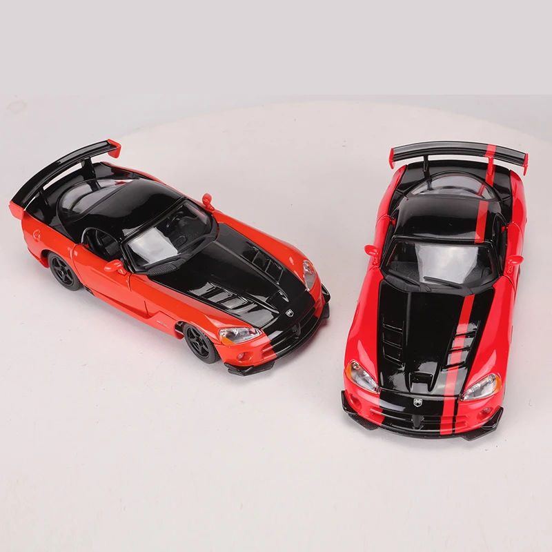 Burago 1:24 Dodge Viper Srt 10 Acr Modello Di Auto In Lega