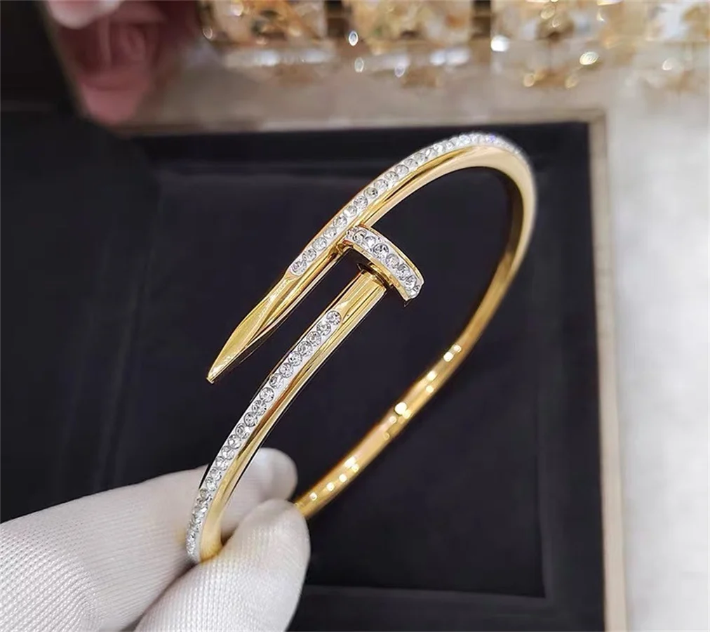 Instagram Wind Nail Titanium Steel Inlaid Crystal Stone Bracelet and Bracelet, Non fading