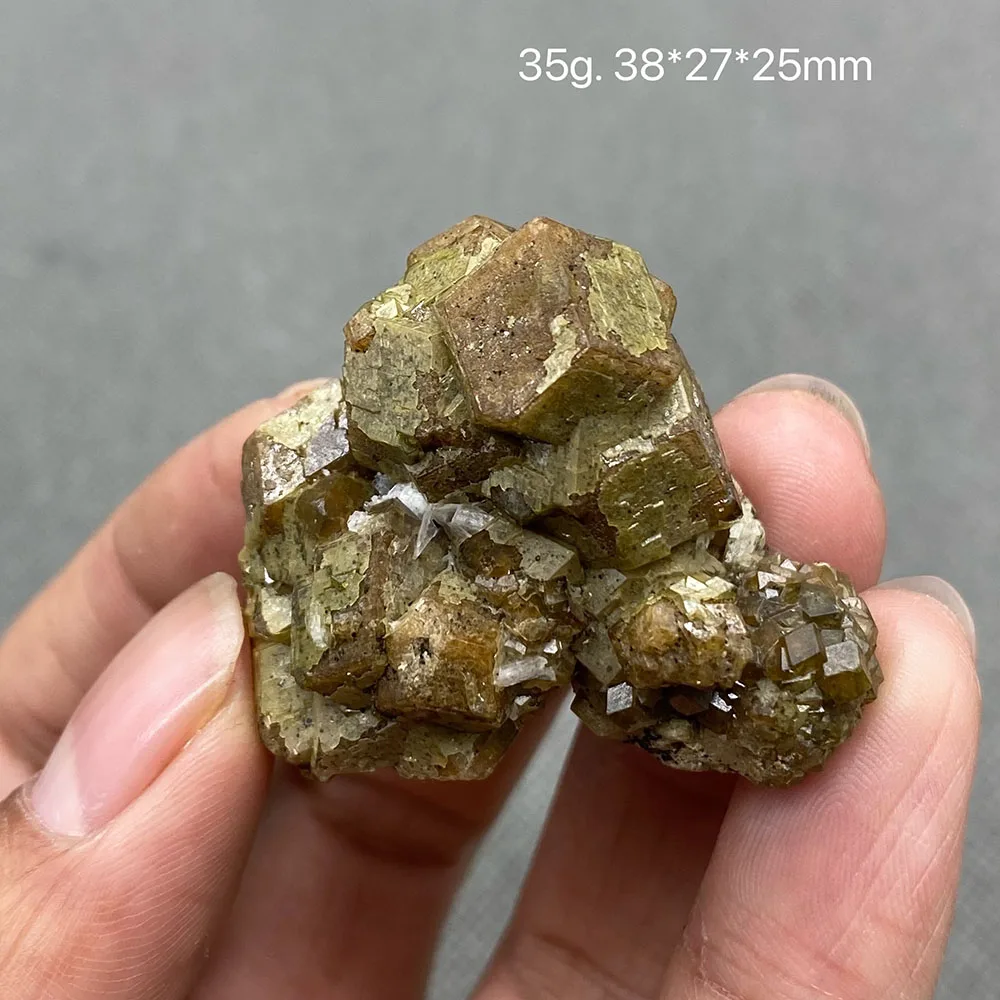 100% natural Inner Mongolia garnet raw stone and lamellar calcite ore crystal specimen