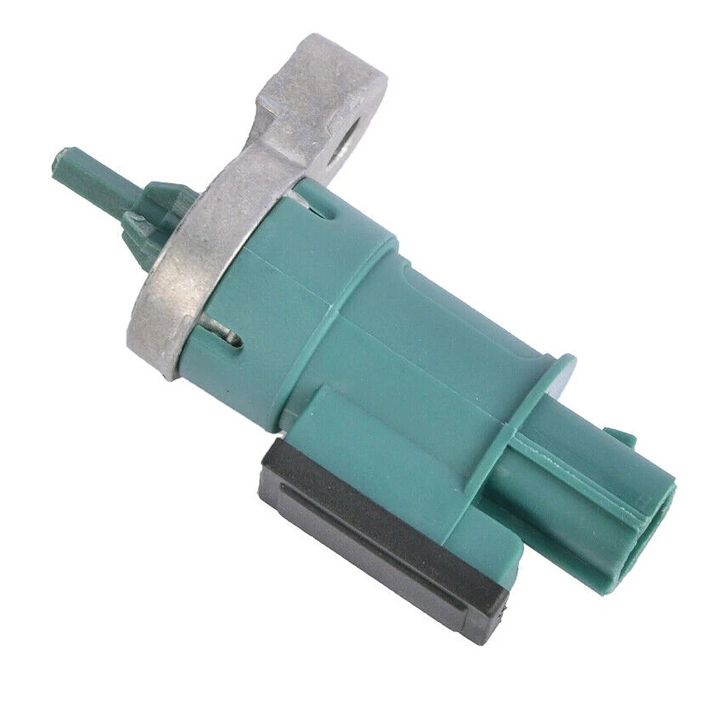 

Speed Pulse Sensor For DEFENDER YBE100530 Speed Sensor Excellent Mechanical Stability And Corrosion Protection