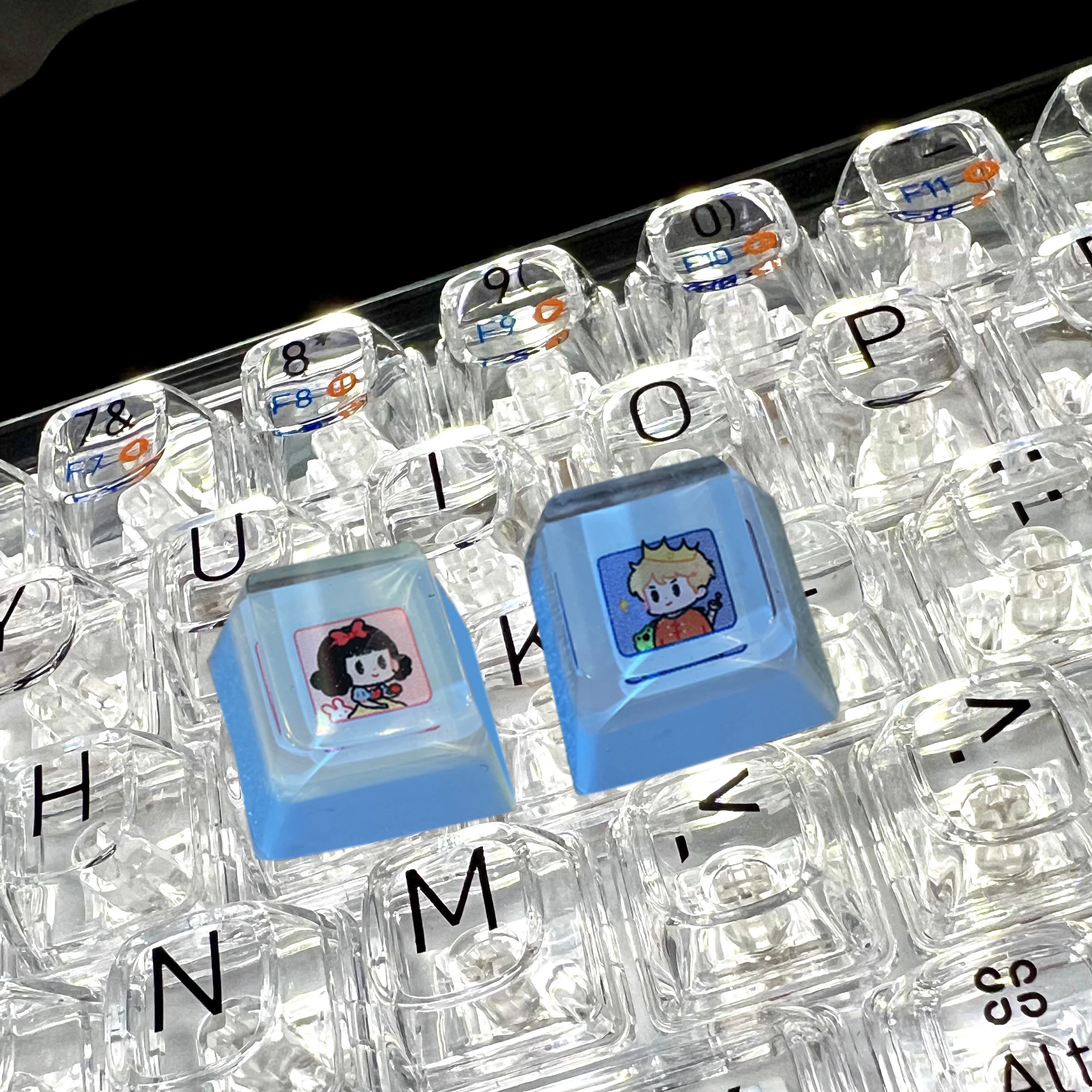 

Resin Keycaps Personalized Princess/Prince Creative ESC Mechanical Keyboard Key Caps for Cherry MX Switches Keyboards DIY Key