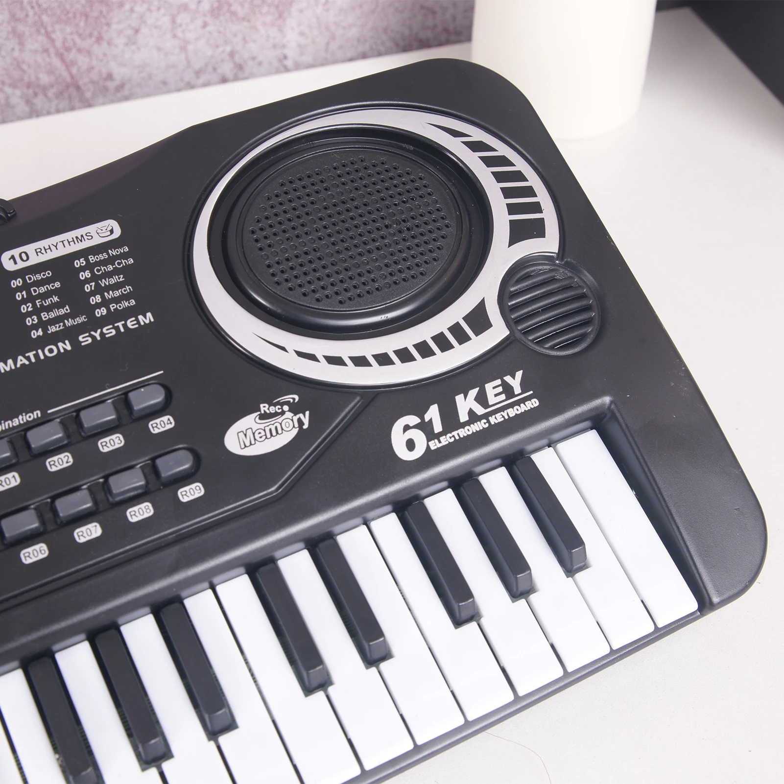 Hot 61 Keys Piano Digital Music Electronic Keyboard KeyBoard Black Electric Piano Kids Gift with microphone Keyboard instrument