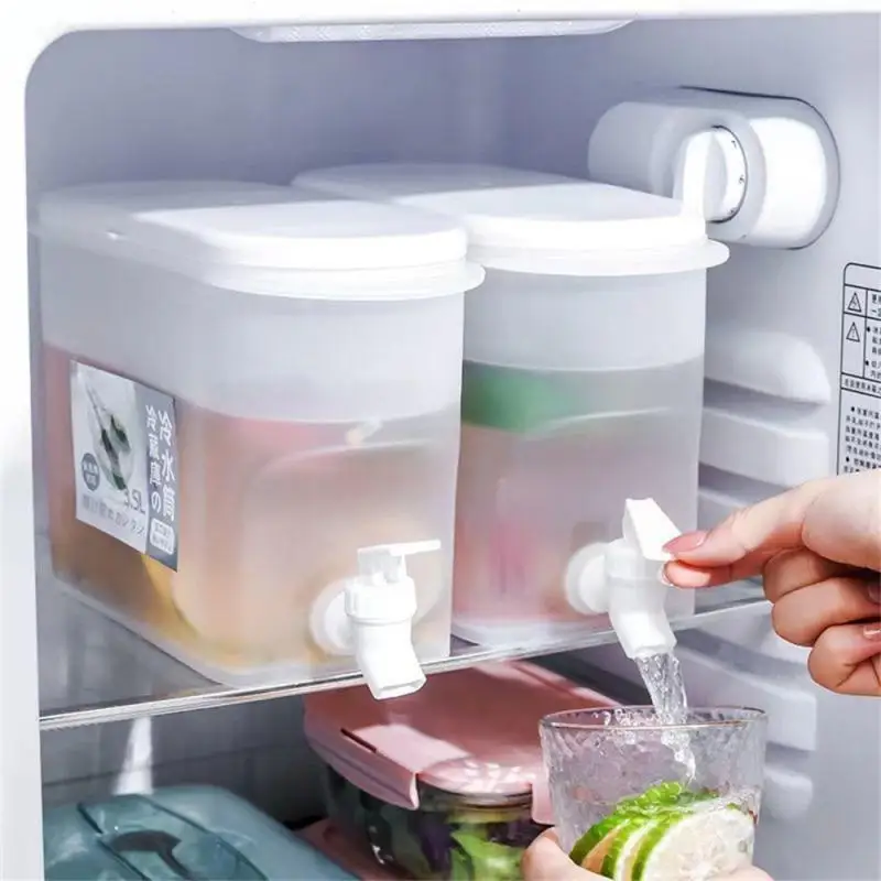 Freezer Water Jug Refrigerator Cold Water Bottle A Summer Necessity Ice Bottle Tap Ice Hockey Ice Bottle Transparent