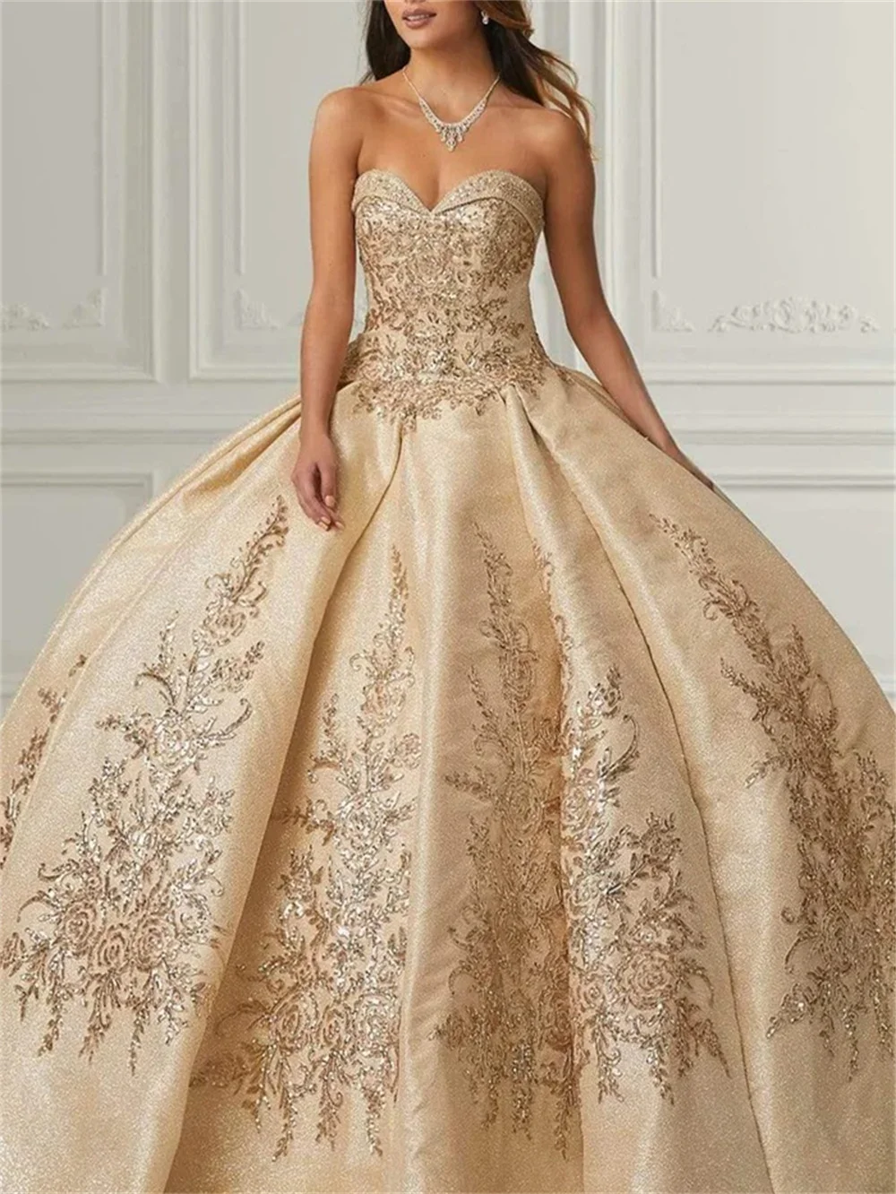 Рисунок 4 - Роскошные атласные платья для Quinceanera 2024