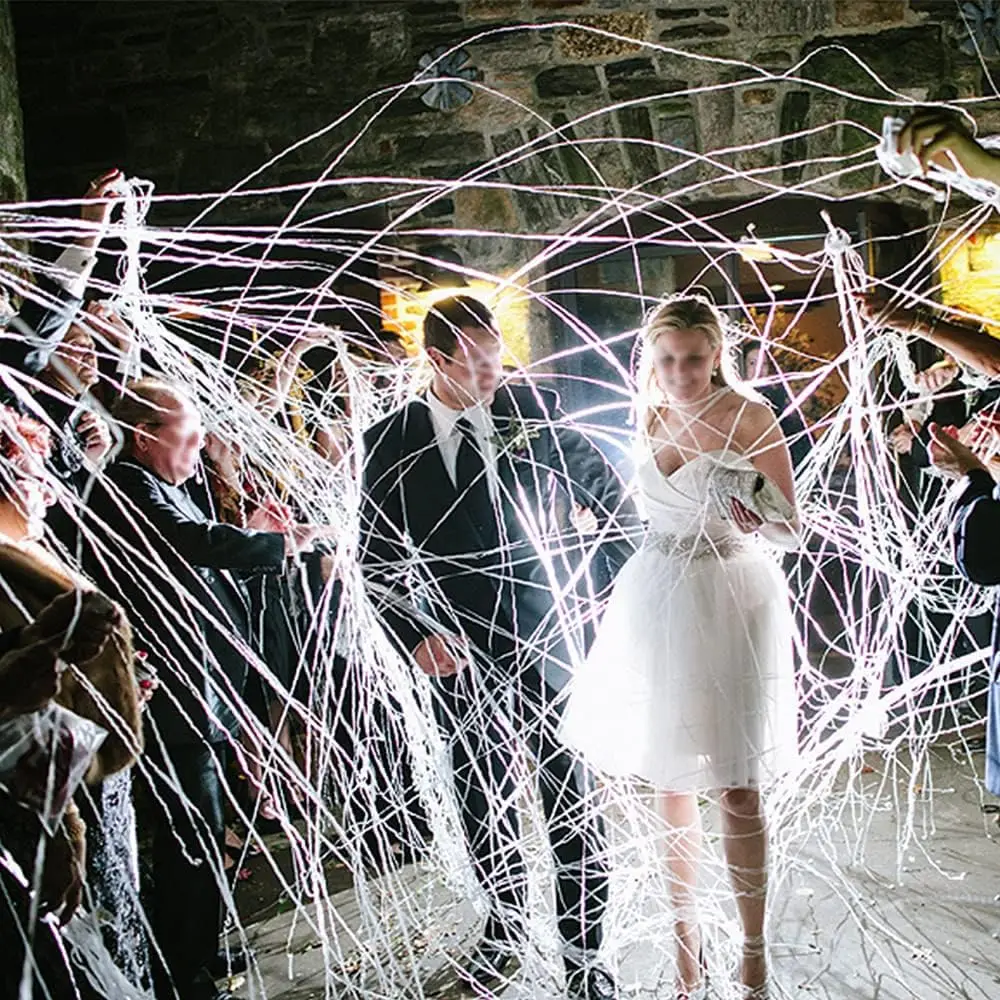 Paquete de 10 confeti blancos para lanzar a mano, serpentinas Poppers,  galletas de papel sin desorden para celebraciones de fiestas de bodas y  cumpleaños - AliExpress, image size:1000x1000