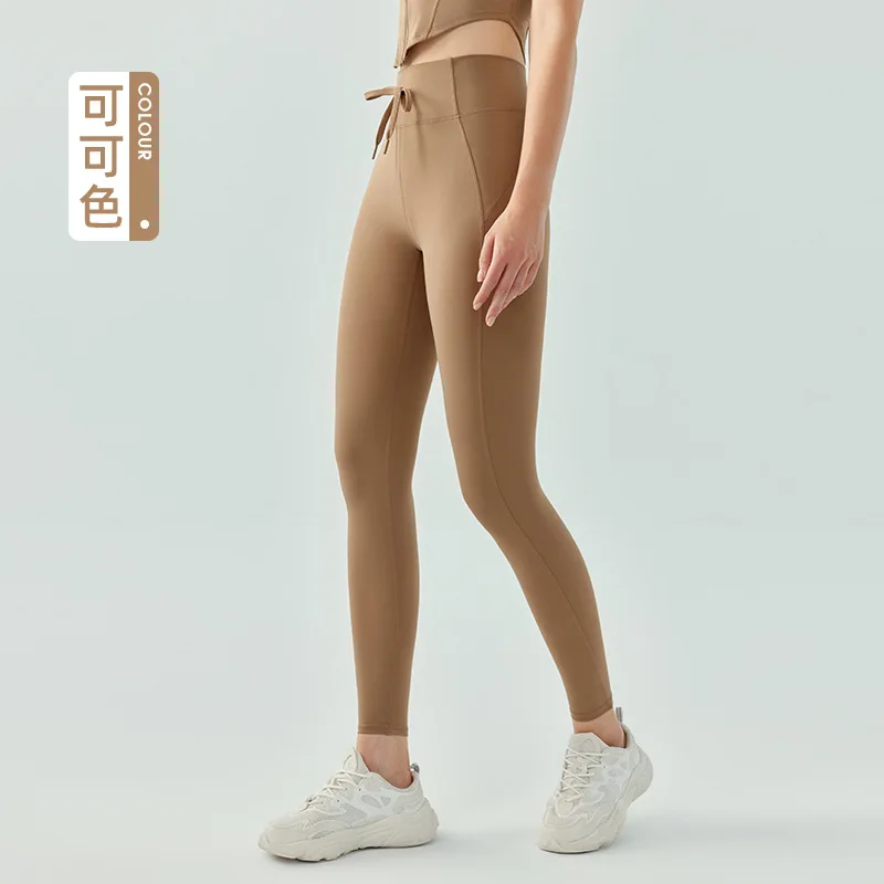 thumbnail image 1 of Pantalones deportivos de cintura alta con cordón para mujer, sin hilos incómodos, hermosos pantalones deportivos para la cadera, medias desnudas de resistencia media, 1 of 5