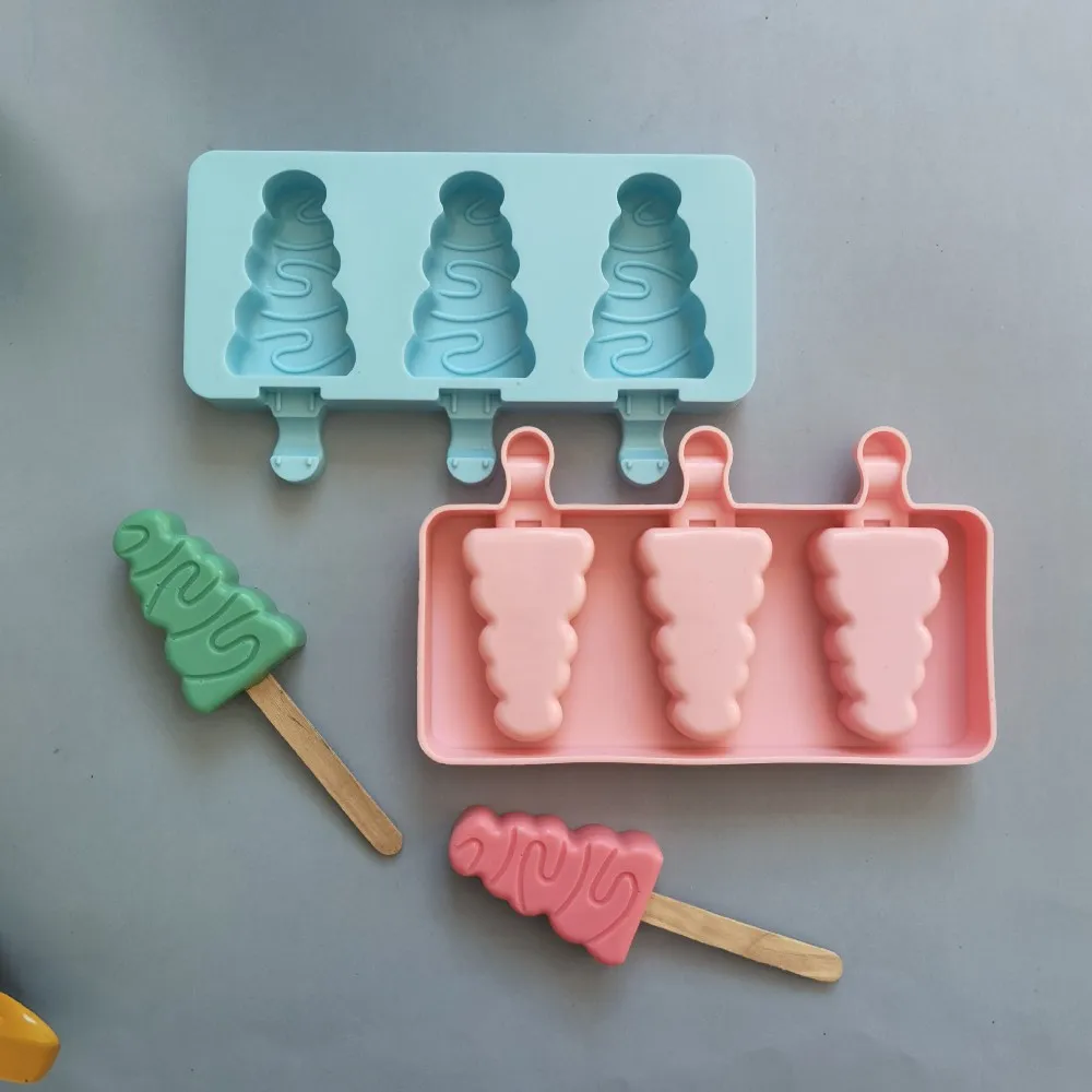 

3 Cavities Christmas Tree Ice Cream Silicone Mold Popsicle Ice Cube Tray Pudding Chocolate Mold Gifts Kitchen Tool Ice Maker