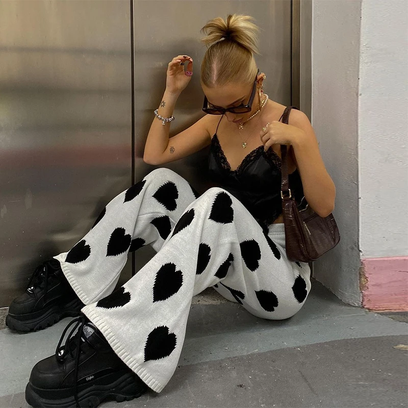 Winter Harajuku Black Heart Knit Wide Leg Pants Women Fashion High Waist Baggy Y2k Sweatpants White Trousers Capri Streetwear