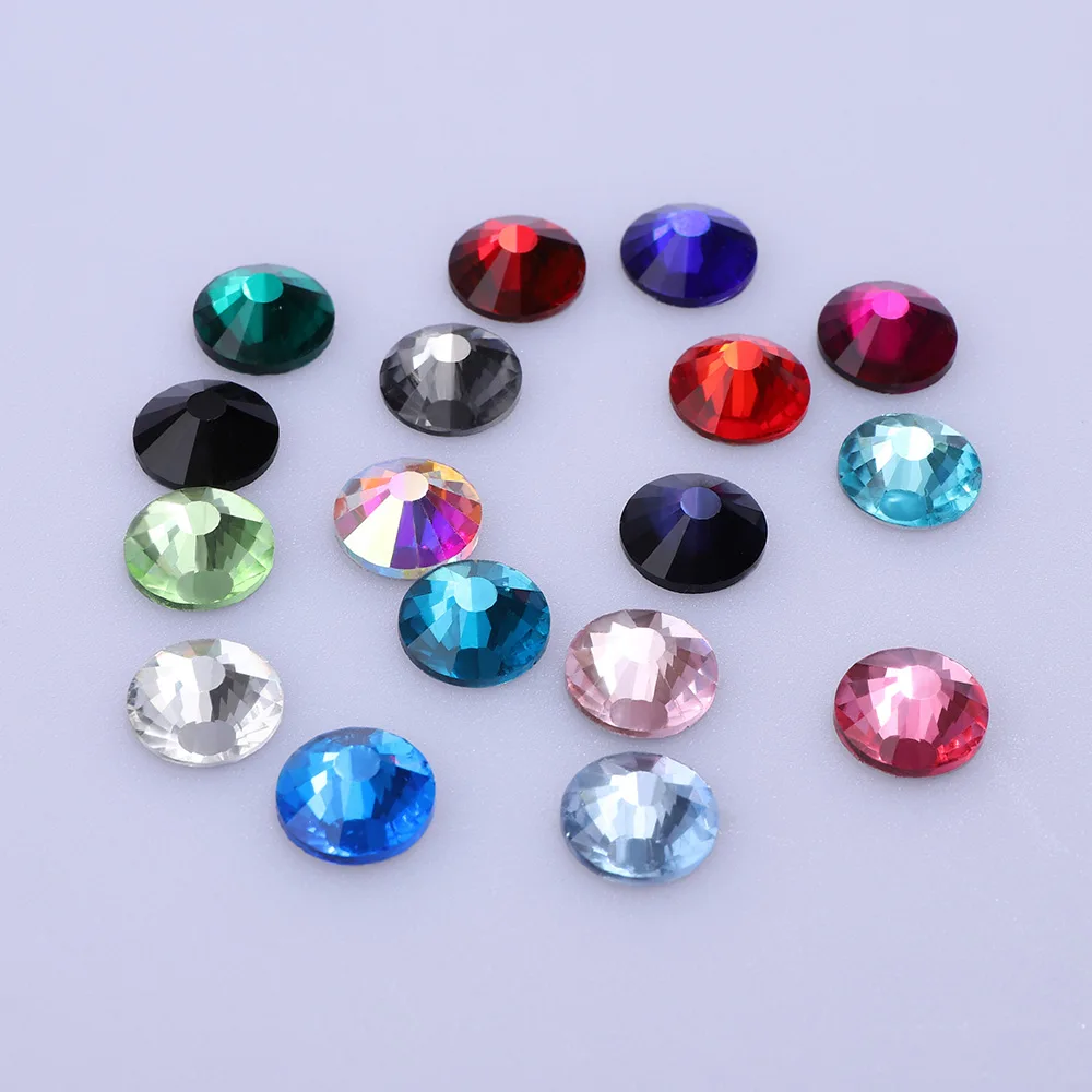 

Super Glitter Sapphire FlatBack Glue-On Glass Rhinestones Non-HotFix Silver Base/Back Rhinestone for Face Nail Art Decorations