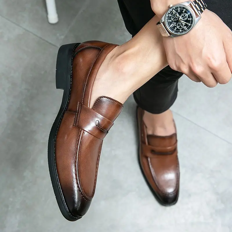 

Brand Men's Leather Shoes Office Shoes Men Flats Leather Wedding Banquet Loafers Comfortable Business Shoes Zapatos A201