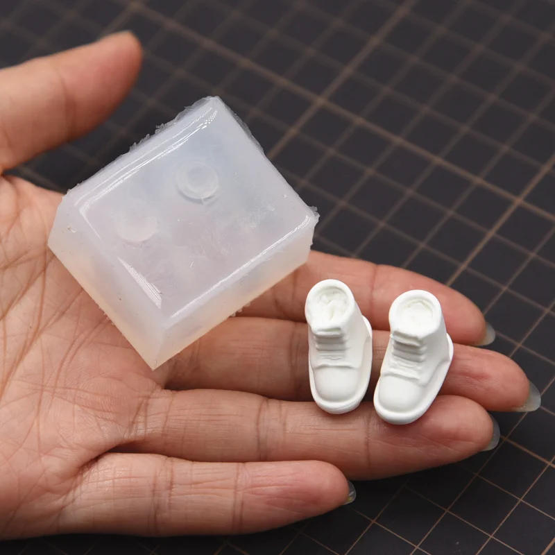Ultra Light Clay Doll Shoes Silicone mold UV Glue Crystal Sports Shoes mold DIY Animation Character Making Tools silicone mold