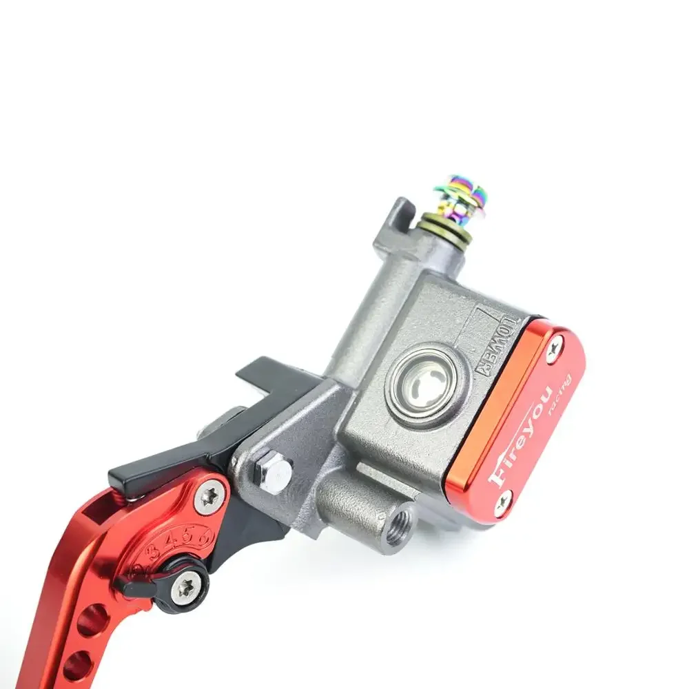 Pompa Freno Anteriore Sinistra Per Moto E Quad. Leva Corta In Alluminio Nero, Diametro Manubrio 7/8" (22mm). Ricambio Aftermarket Di Alta Qualità.