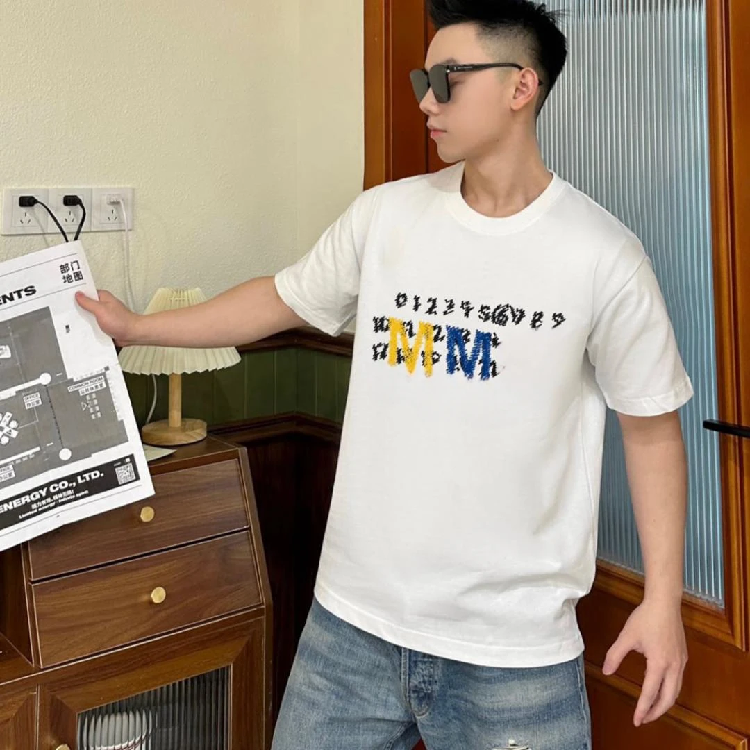 

Футболка женская хлопковая с коротким рукавом и принтом в виде цифр