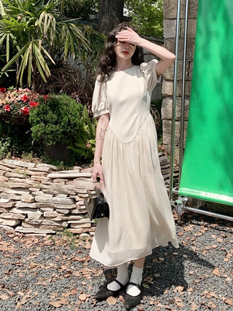 

2022 Summer New Niche Design Sense Stitching Backless Temperament Slim Dress Women dresses maxi dresses for women