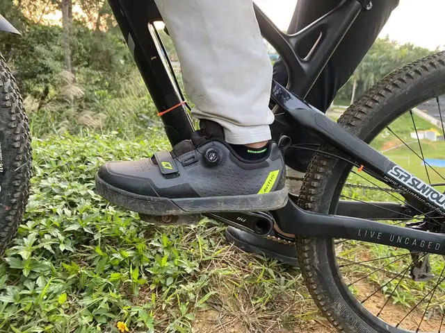 ENDURO ZAPATILLAS MTB