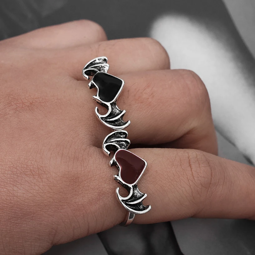 Gothic Dark Soul Demon Bat Rings Uomo Donna Nero Rosso Cuore Dito Gioielli Anello 15Mm Diametro Coppia Anelli Gioielli Amante Regali