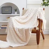 Flannel Fleece Throw Blanket Soft Blanket Beige 3D Imitation Turtle Shell Jacquard Fleece Blanket Decorative Fuzzy Cozy Throw 1