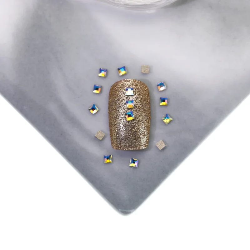 100/500 Stück 3 mm quadratische Mini-Größe Boutique-Nagelkunst-Strasssteine mit flachem Boden, Glaskristall, 3D-Nageldekoration im Großhandel – Detail 2