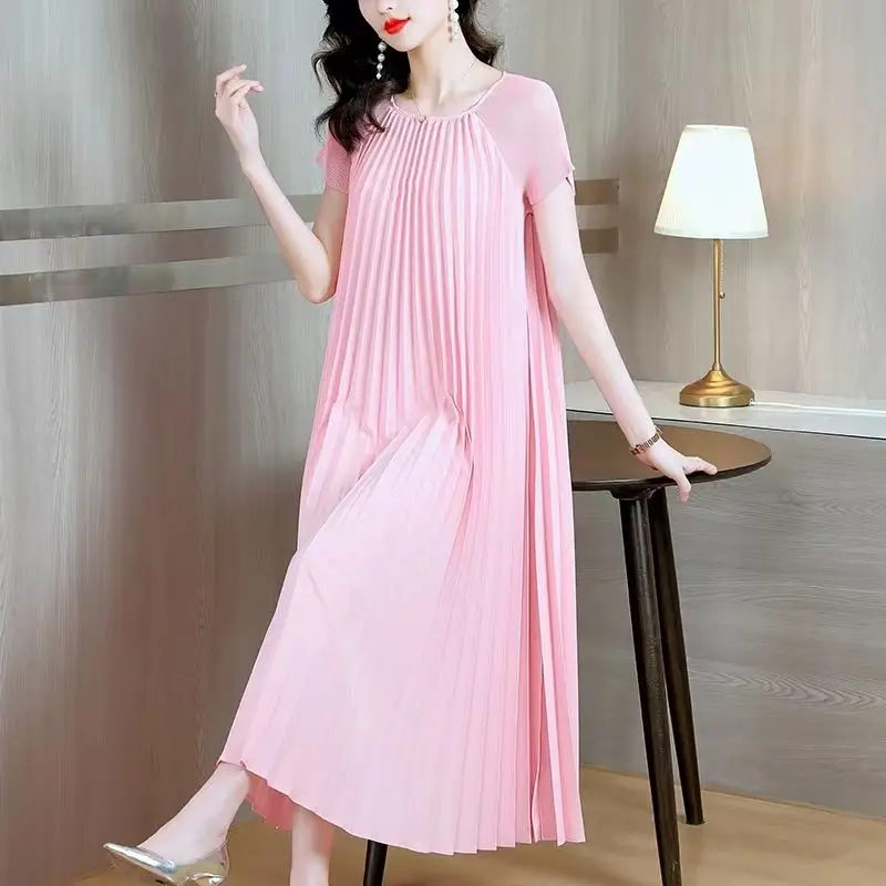 

2024 New Summer Minimalist Solid Color Casual Loose Oversize Round Neck Pleated Short Sleeved Chubby MM Maternity Dress