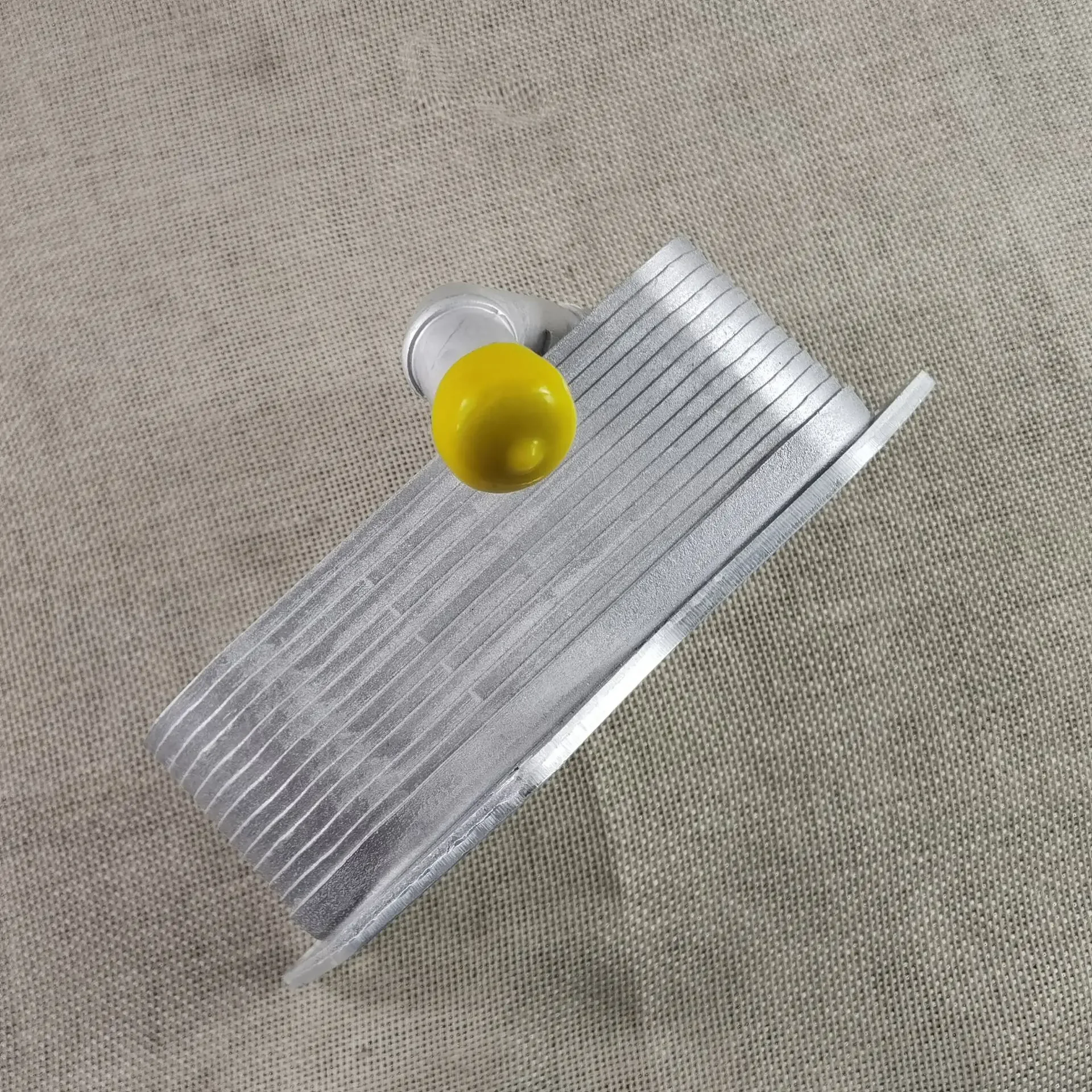 Engine Oil Cooler For E60 E61 E65 E66 E90 E81 E87 X70 X5 X6 E71 X11 F10 X3 7525333 5989070201 3085818 11427525333 oil cooler kit