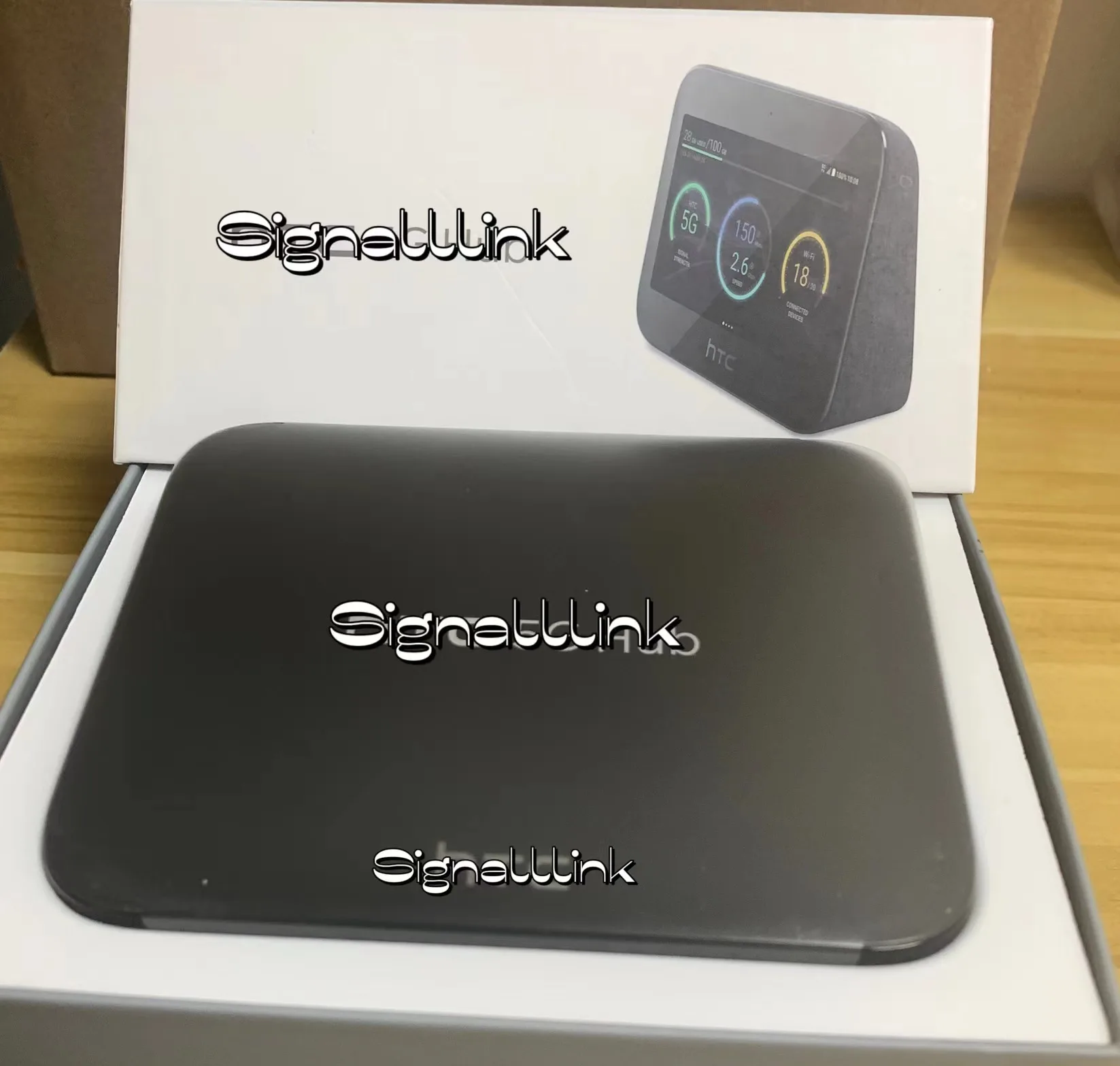 Signallink 5g hub router high-speed Gigabit indoor and outdoor portable wifi unlocked plug-in card(Europe version 99%new)
