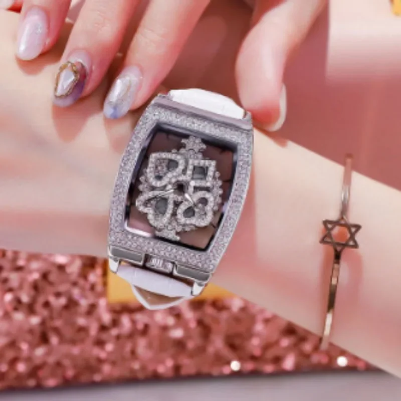 Luxury Women Watches Barrel Shape Hollowed Out Diamond Dial Good Fortune Befell for Women Quartz Watch Fashion Leather Strap