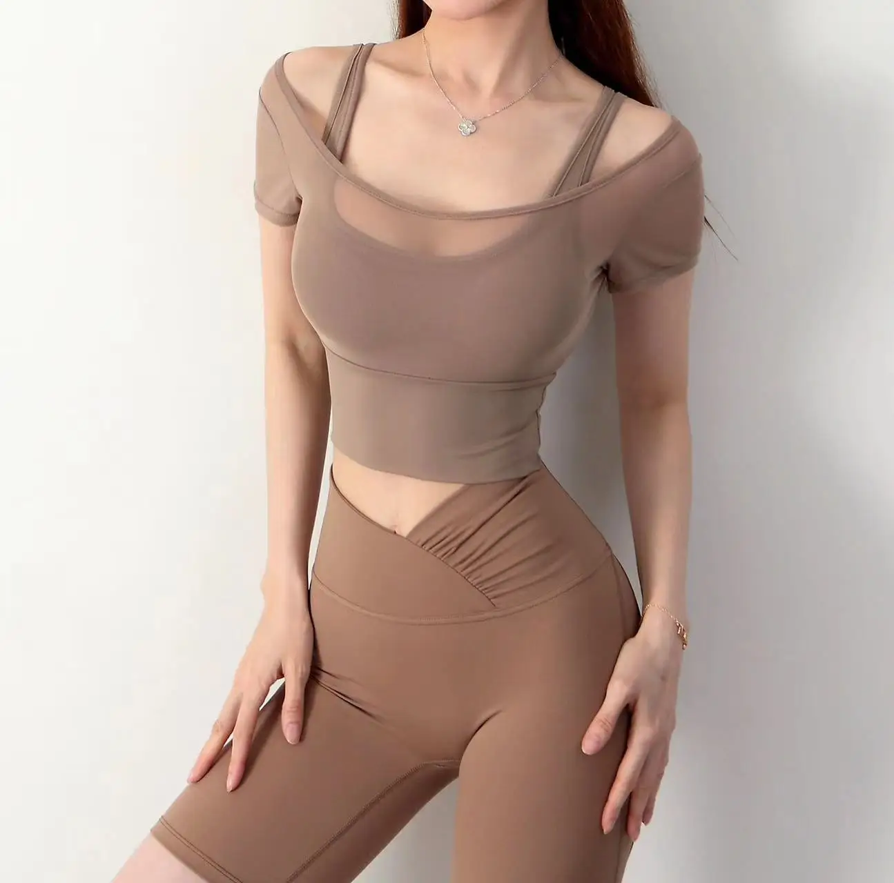 Sexy Mesh Breathable Yoga Short Sleeve Fitness Sports Top Quick Dry T-Shirts Running Training Push Up Top Women Gym Wear