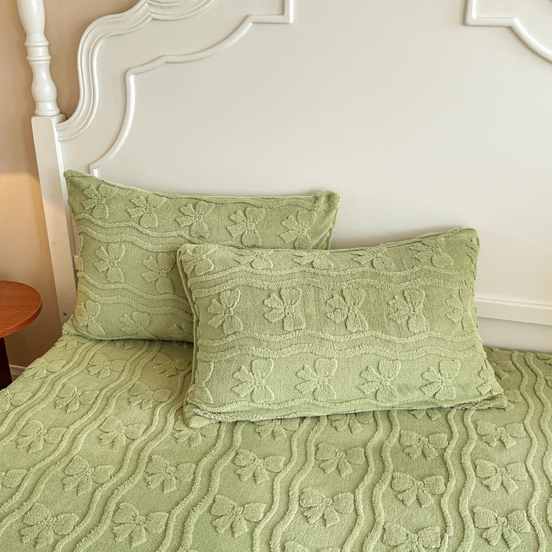 New Soft Cotton Velvet Taffees Only Product Bed Autumn/winter with Wool Thickened Warm Bedspread with Elastic Mattress Cover 3