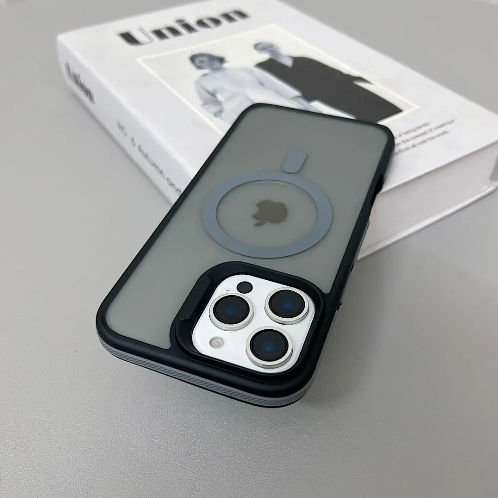 Luxury Color Blocking Magnetic Matte Translucent Case with Wireless Charging Compatibility