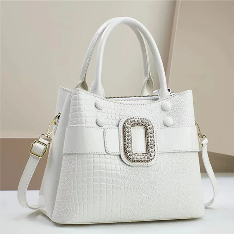 2024 New Simple Crocodile Pattern Fashion Bag Handheld Crossbody Versatile Large Capacity Bag