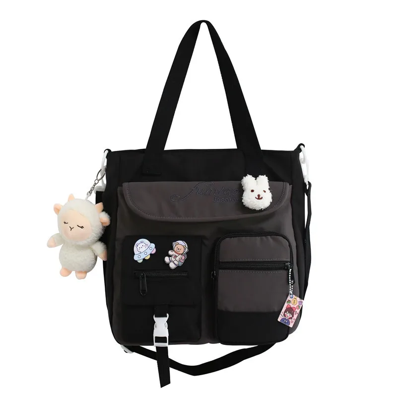 thumbnail image 1 of Bolso de mano de gran capacidad, bonito, tipo bandolera, estilo kawaii, de nailon, con diseño de patchwork, para la escuela, para adolescentes y estudiantes, 1 of 5