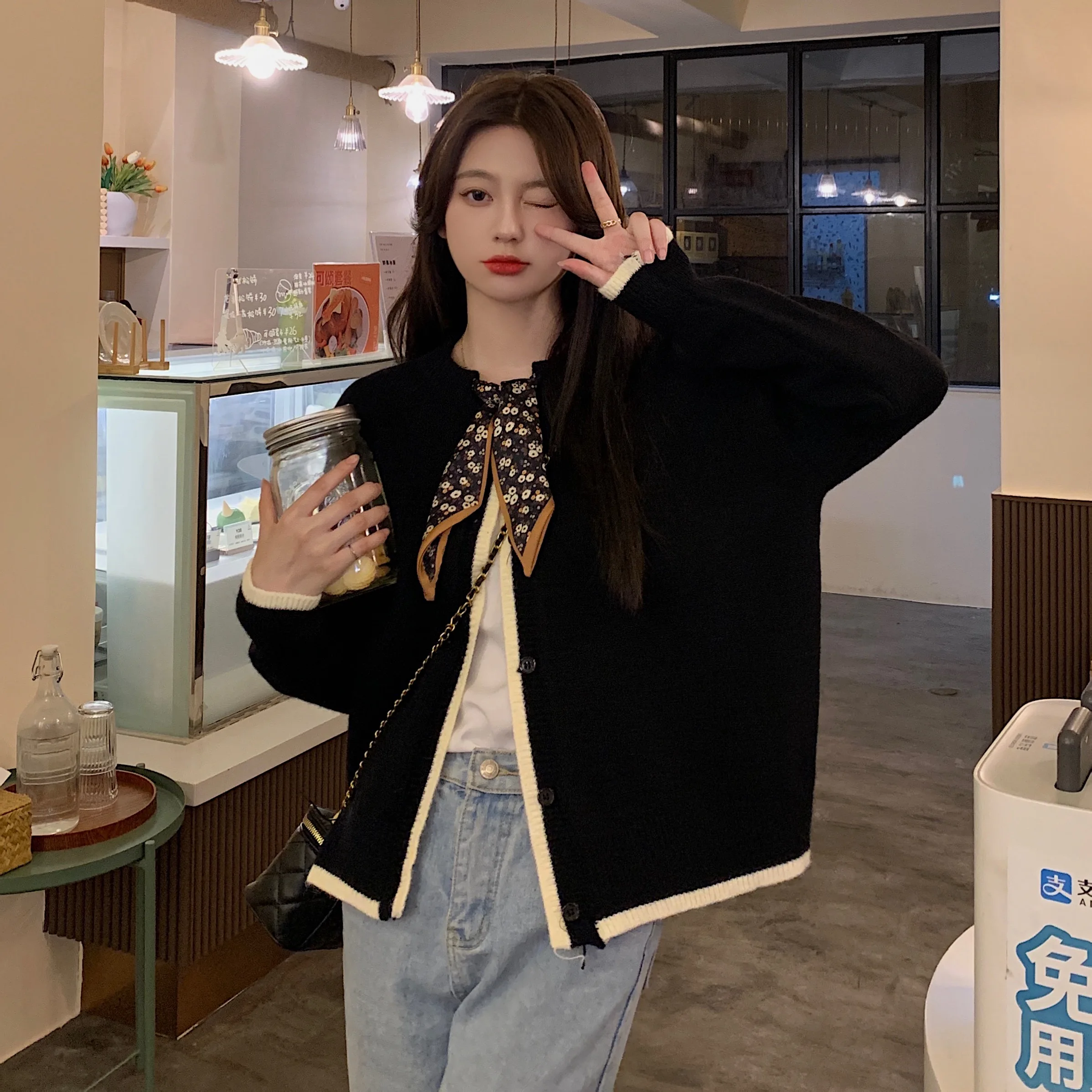 Korean Style Winter Pregnancy Sweater with Floral Scarves Plus Size Maternity Knitted Cardigans Button Fly Fashion Women's Coats