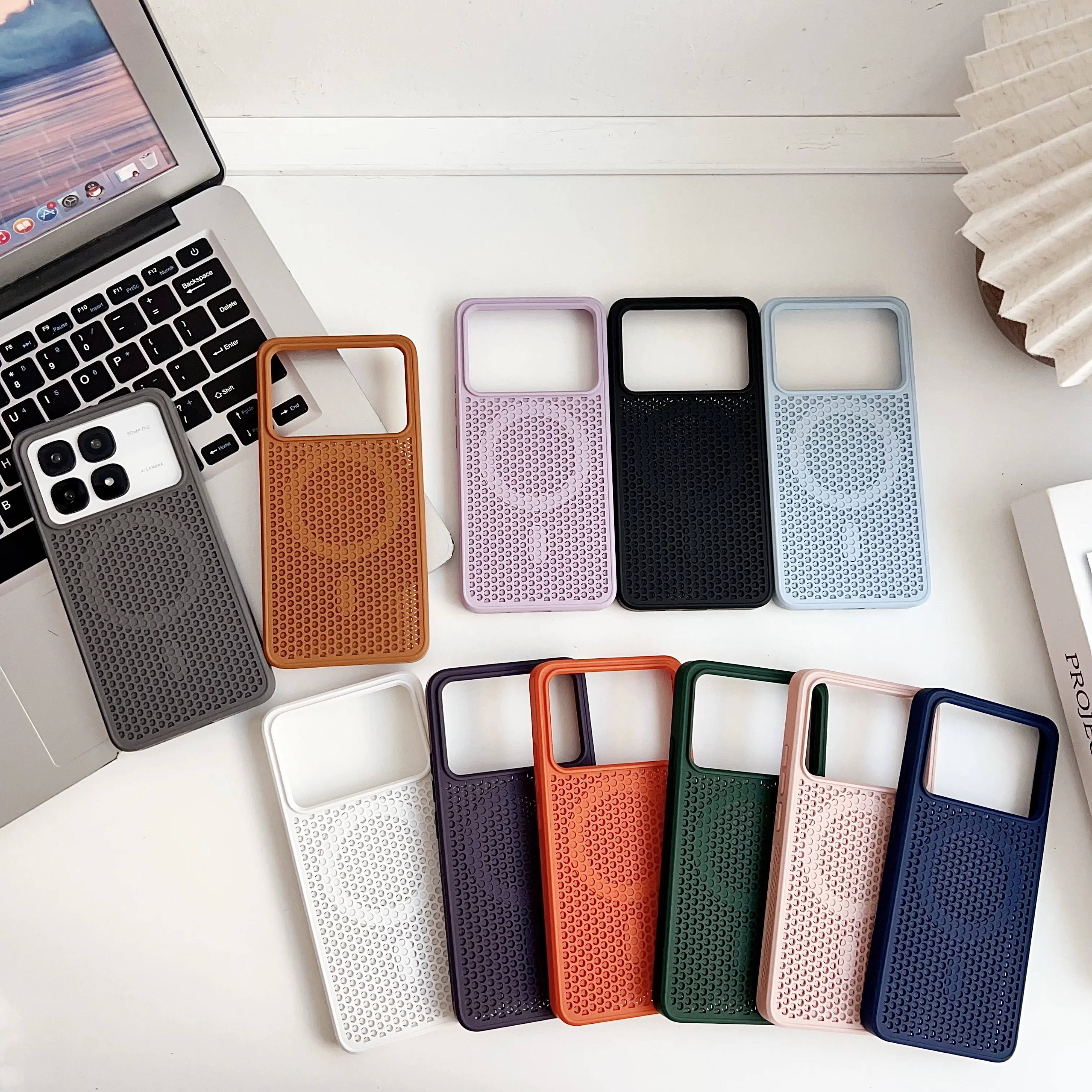 Thermolysis Magnetic Shockproof Rugged Back Case with Cellular Hollow Design